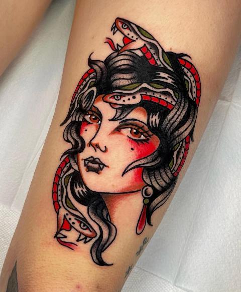 Wonderful-Traditional-Medusa-Tattoo 