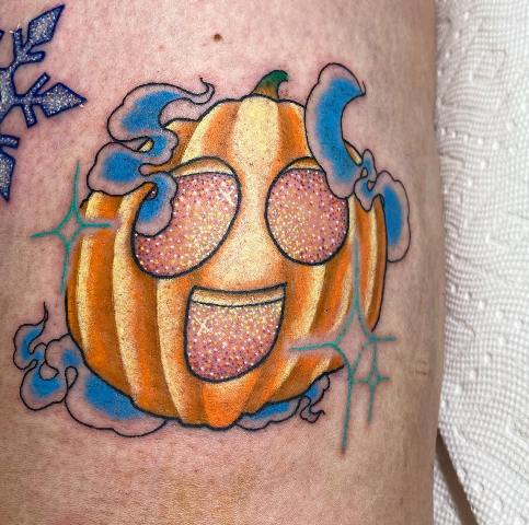 Fabulous-Pumpkin-Glitter-Tattoo 