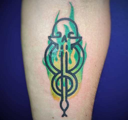 Stunning-Death-Eater-Sign-Tattoo 