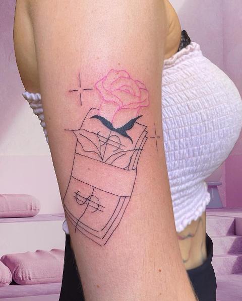 Lovely-Feminine-Money-Tattoo 