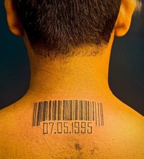 Amazing-Barcode-Back-Tattoo-with-Birth-Date 