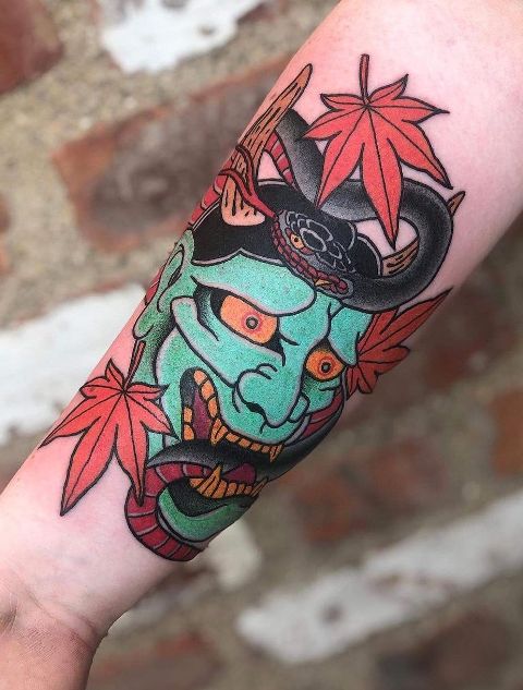 Stunning-Leaves-&-Hanya-Mask-Tattoo 