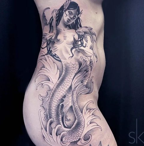 Lovely-Side-Rib-Mermaid-Tattoo 