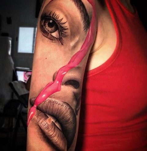 25.-Wonderful-Realistic-Shoulder-Tattoo-3D-Woman-Print