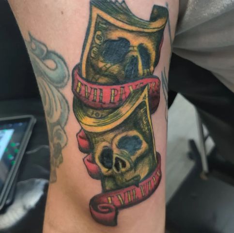 Attractive-Skull-Money-Tattoo 