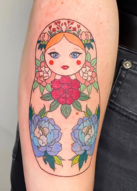 Lovely-Floral-Matryoshka-Tattoo
