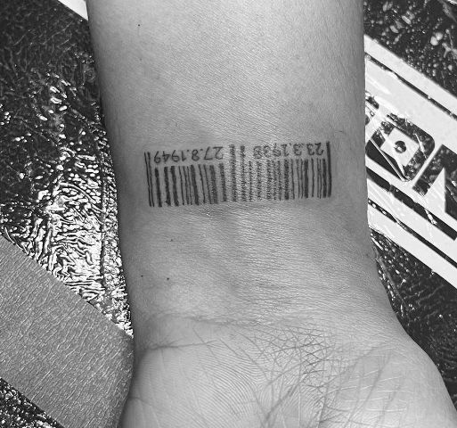 Stunning-Barcode-Wrist-Tattoo 