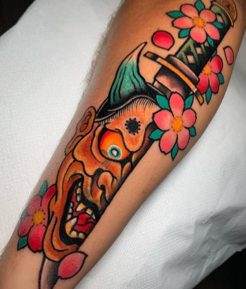 Gorgeous-Colorful-Hannya-Knife-Tattoo 