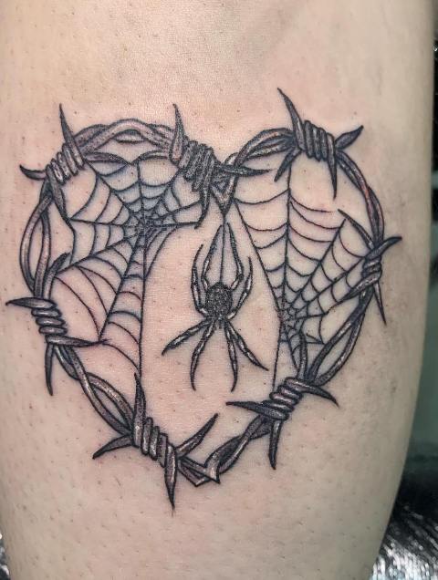 Gorgeous-Spider-Web-&-Barbed-Wire-Tattoo
