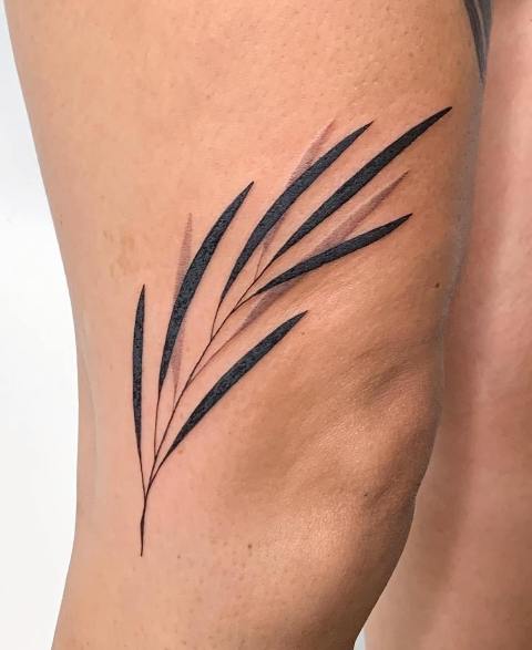 Gorgeous-Thin-Leaves-Tattoo 