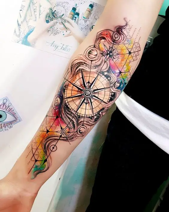 Impressive-Compass-With-Elaborative-Detailing-Tattoo 